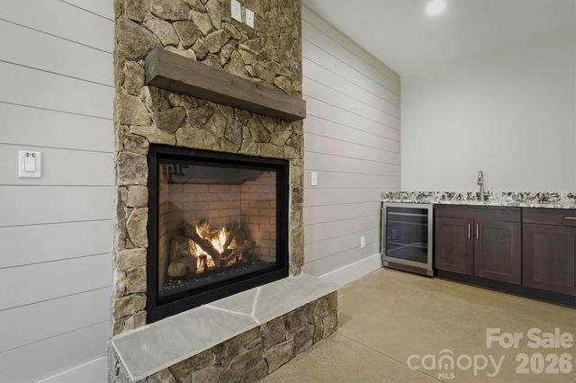 40 Kingfisher Trace 108, Nebo, NC 28761