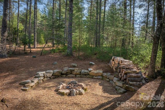 40 Kingfisher Trace 108, Nebo, NC 28761