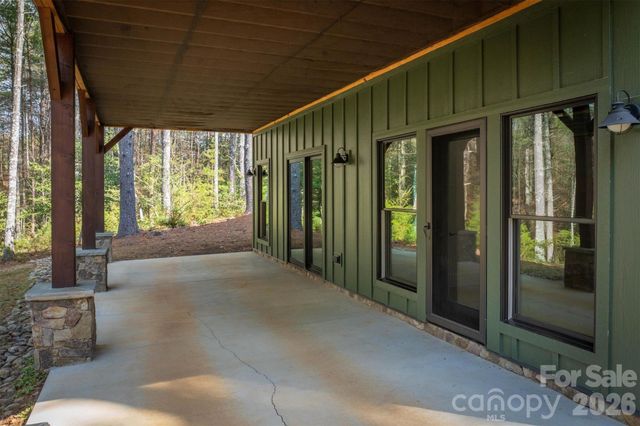 40 Kingfisher Trace 108, Nebo, NC 28761