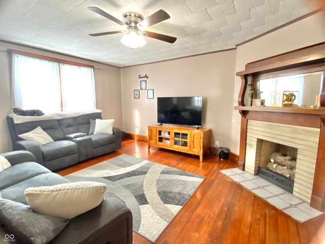 19 Highland Street, Greencastle, IN 46135