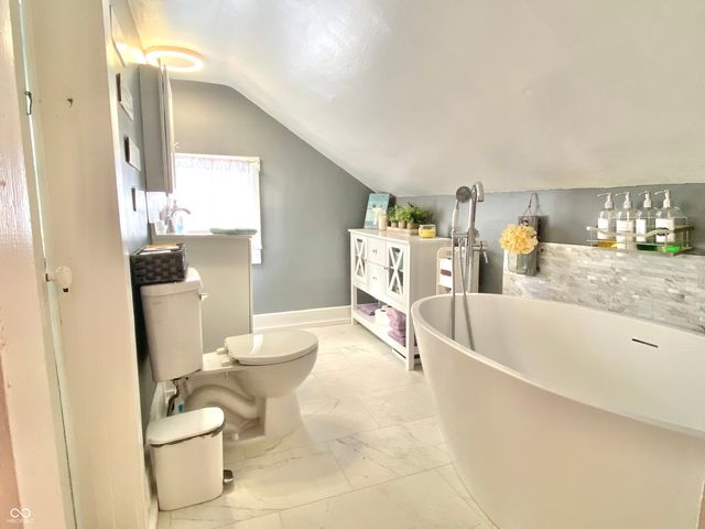 19 Highland Street, Greencastle, IN 46135