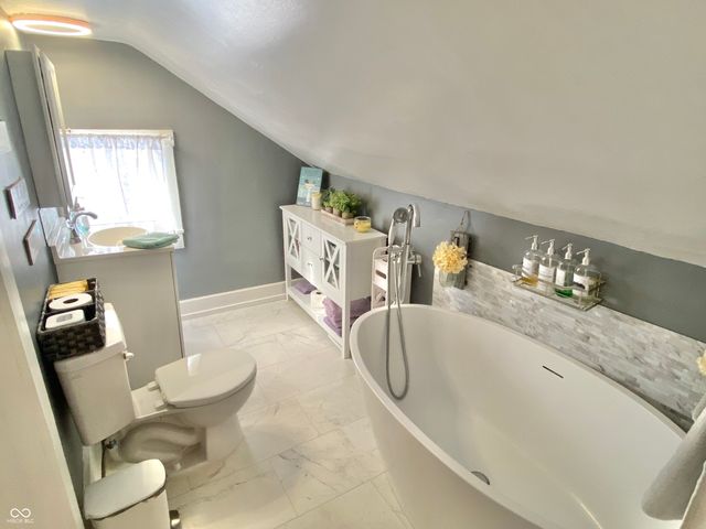 19 Highland Street, Greencastle, IN 46135