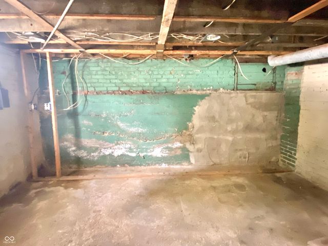 19 Highland Street, Greencastle, IN 46135