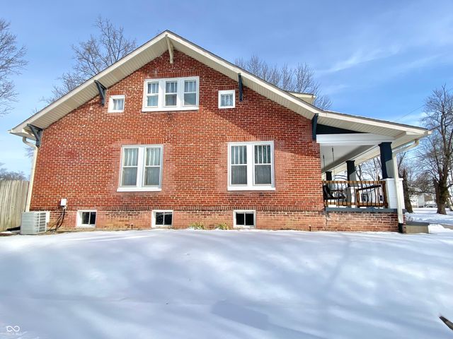 19 Highland Street, Greencastle, IN 46135