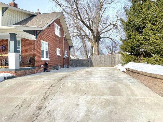 19 Highland Street, Greencastle, IN 46135