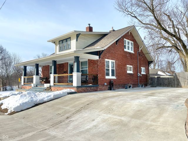 19 Highland Street, Greencastle, IN 46135