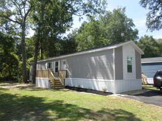 531 Key Largo Ave., Murrells Inlet, SC 29576
