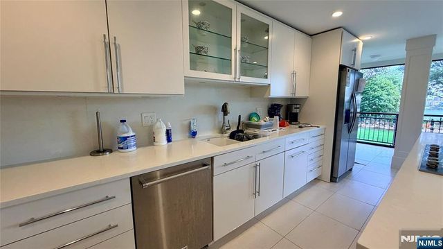 2 Horizon Road G20, Fort Lee, NJ 07024