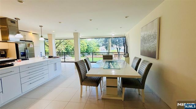 2 Horizon Road G20, Fort Lee, NJ 07024