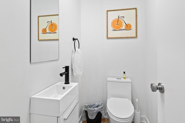 237 KRAMS AVE, Philadelphia, PA 19128