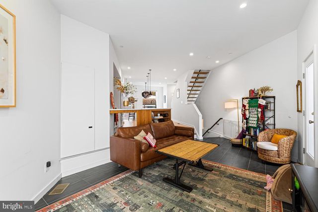 237 KRAMS AVE, Philadelphia, PA 19128