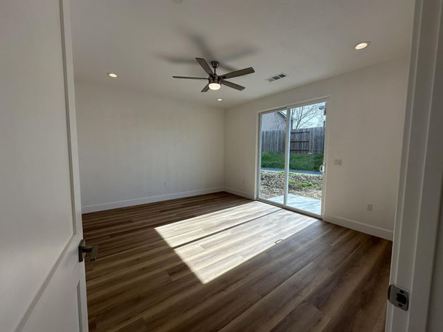 122 Gold Creek Ct, Valley Springs, CA 95252