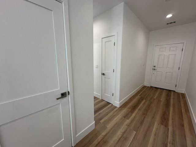 122 Gold Creek Ct, Valley Springs, CA 95252