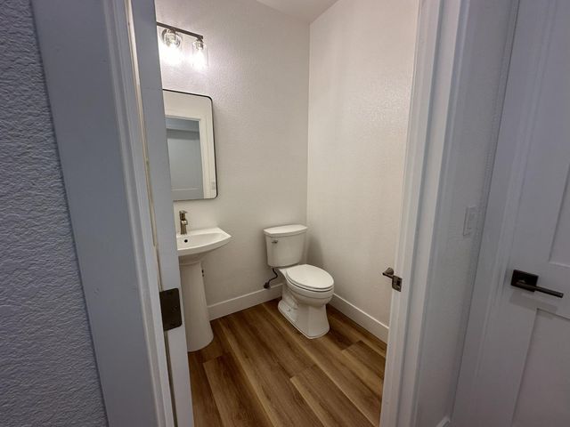 122 Gold Creek Ct, Valley Springs, CA 95252