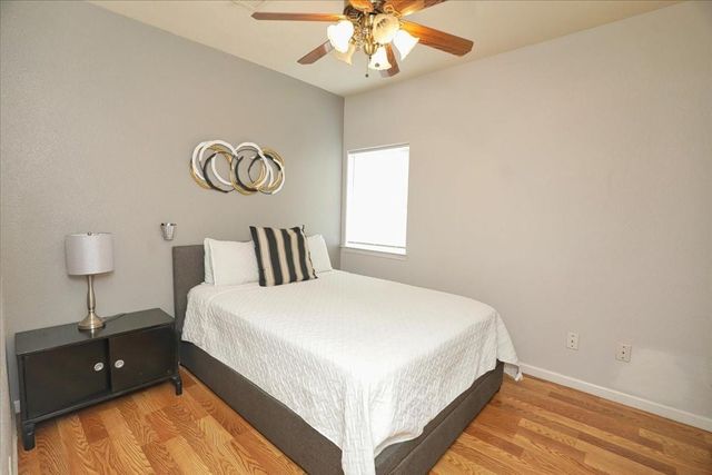 13121 Vickery Street 5, Houston, TX 77039