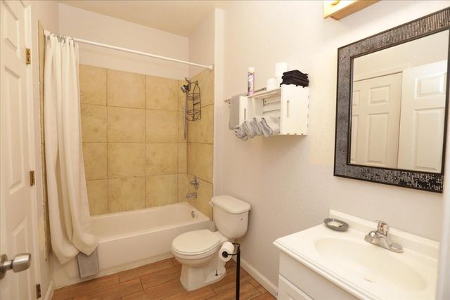 13121 Vickery Street 5, Houston, TX 77039