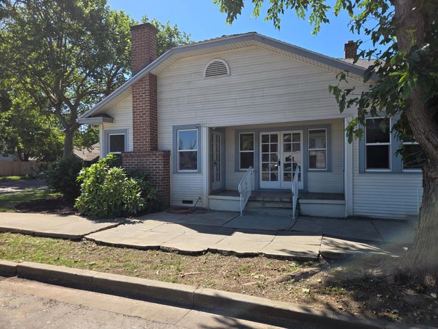 528 I St, Marysville, CA 95901