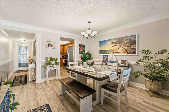 3983 LAKE BAYSHORE DRIVE F-508, Bradenton, FL 34205