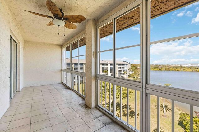 3983 LAKE BAYSHORE DRIVE F-508, Bradenton, FL 34205