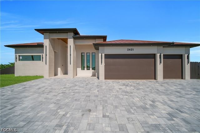 2421 Santa Barbara BLVD N, Cape Coral, FL 33993