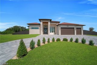 2421 Santa Barbara BLVD N, Cape Coral, FL 33993