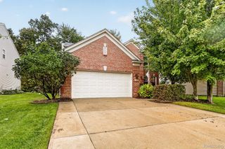 1371 Callaway Court, Oceola Township, MI 48843