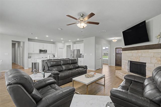 185 Chester Road, Springtown, TX 76082