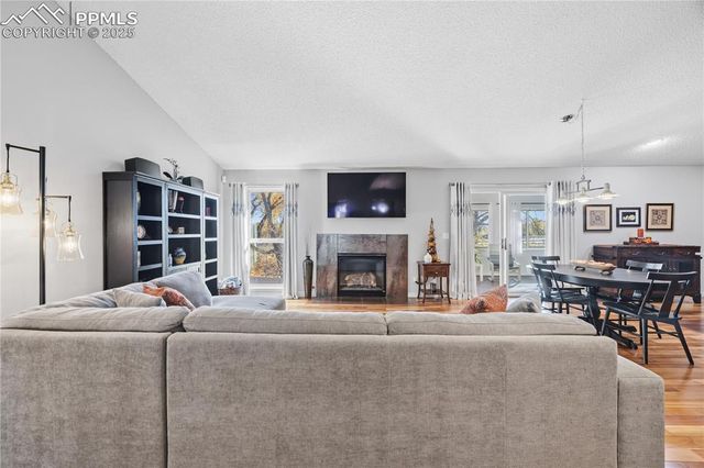 2135 Glenhill Road, Colorado Springs, CO 80906