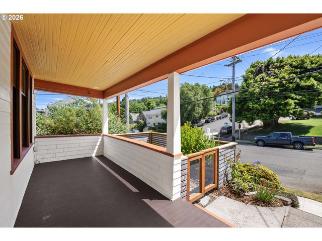 1692 FRANKLIN Ave, Astoria, OR 97103