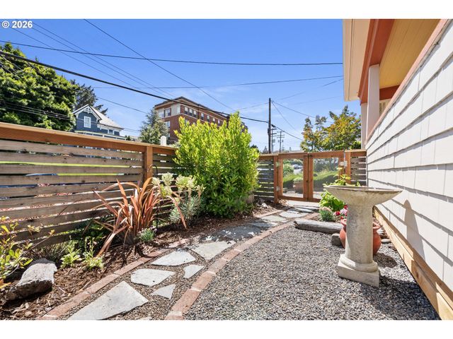 1692 FRANKLIN Ave, Astoria, OR 97103