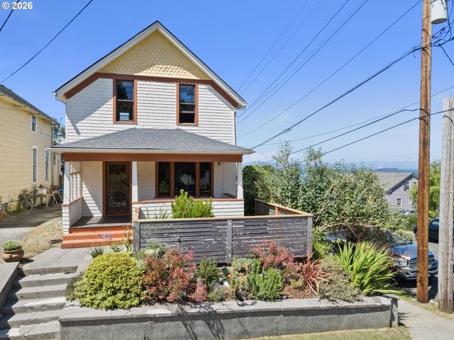 1692 FRANKLIN Ave, Astoria, OR 97103