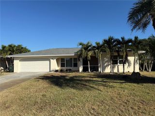 819 S GONDOLA DRIVE, Venice, FL 34293