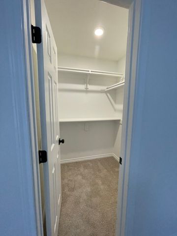 212 Mineral Wells Street, Terrell, TX 75160