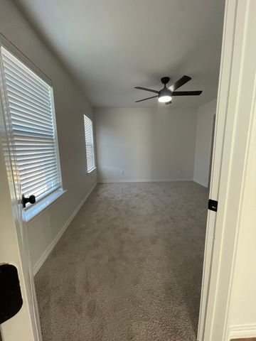 212 Mineral Wells Street, Terrell, TX 75160