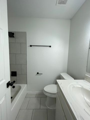 212 Mineral Wells Street, Terrell, TX 75160