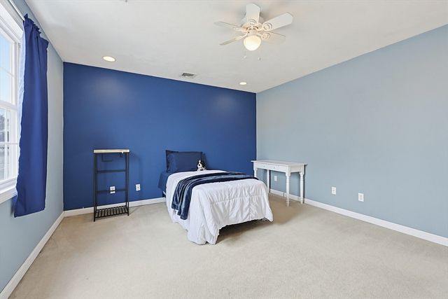 49 Brown St, Attleboro, MA 02703