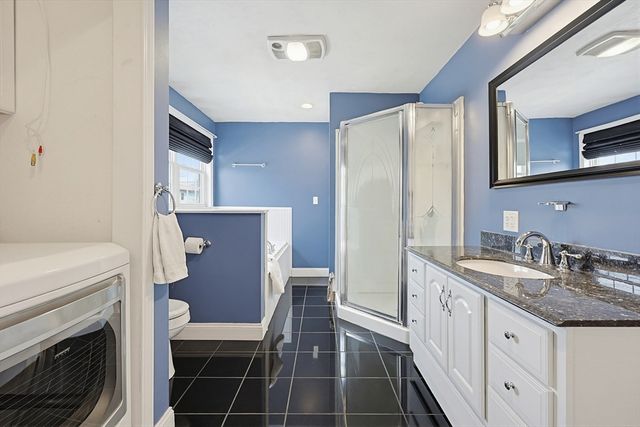 49 Brown St, Attleboro, MA 02703