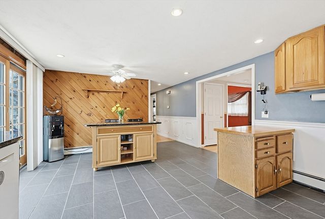 49 Brown St, Attleboro, MA 02703