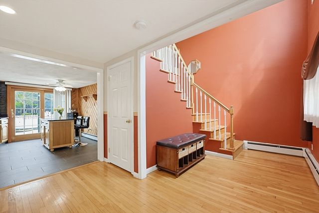 49 Brown St, Attleboro, MA 02703