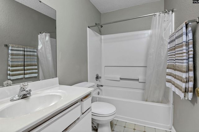 17 Autumn Run Way, Columbia, SC 29229
