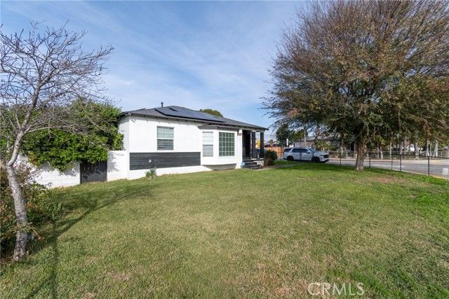 1109 E Olive, Pomona, CA 91766