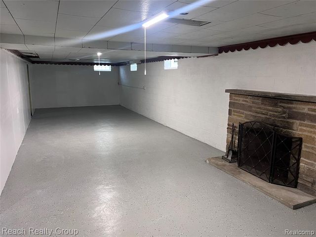 4331 Balfour Road, Detroit, MI 48224