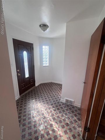 4331 Balfour Road, Detroit, MI 48224