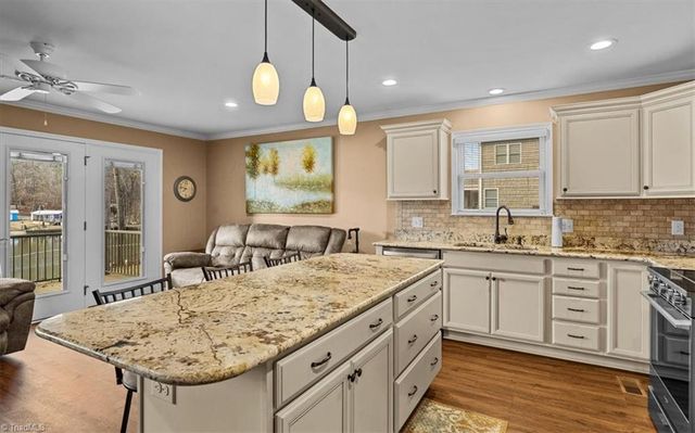 381 Capistrano Shores Boulevard, Lexington, NC 27292