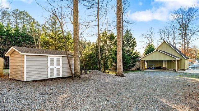 381 Capistrano Shores Boulevard, Lexington, NC 27292