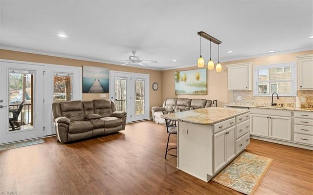 381 Capistrano Shores Boulevard, Lexington, NC 27292