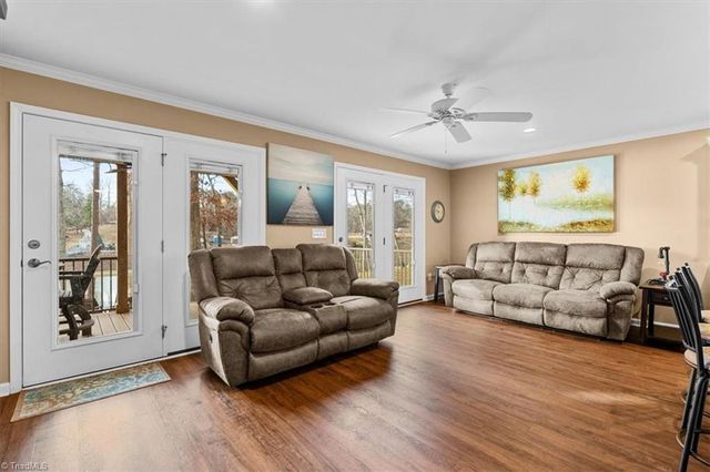381 Capistrano Shores Boulevard, Lexington, NC 27292
