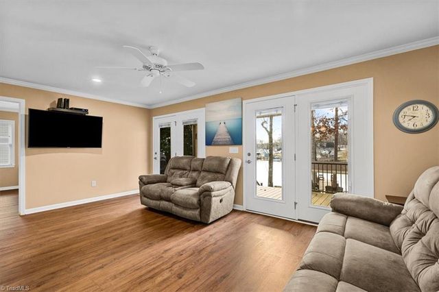 381 Capistrano Shores Boulevard, Lexington, NC 27292