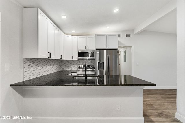 5501 KEYSTONE Drive S, Jacksonville, FL 32207