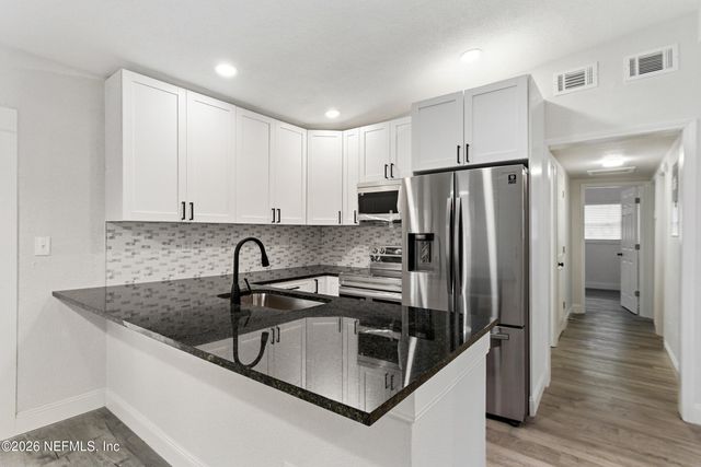 5501 KEYSTONE Drive S, Jacksonville, FL 32207